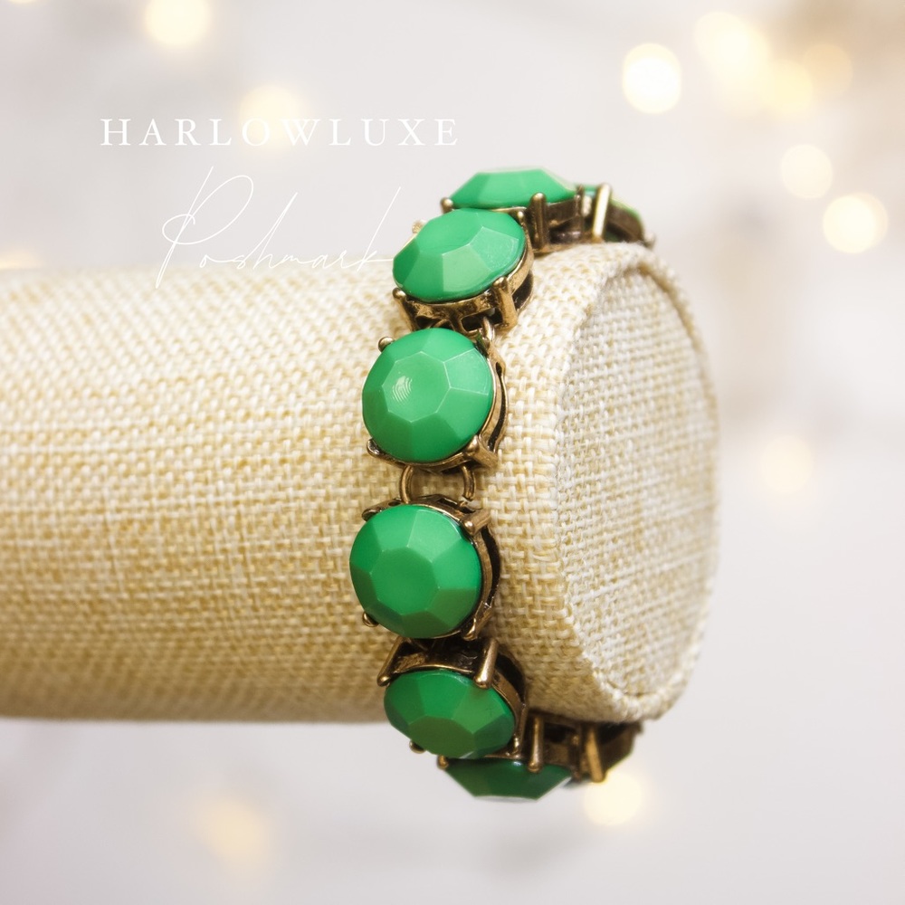 Green Dot Bracelet Antique Bronze Tone - Picture 1 of 8